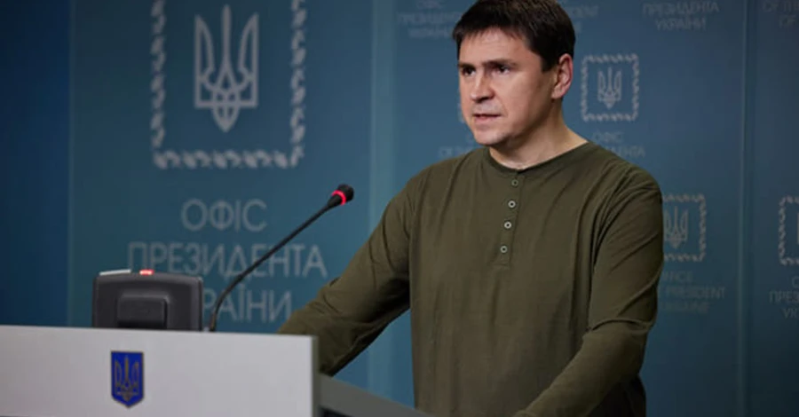 Подоляк: Україну не цікавить новий «Мінськ». Припинення вогню неможливе без тотального виведення військ РФ 