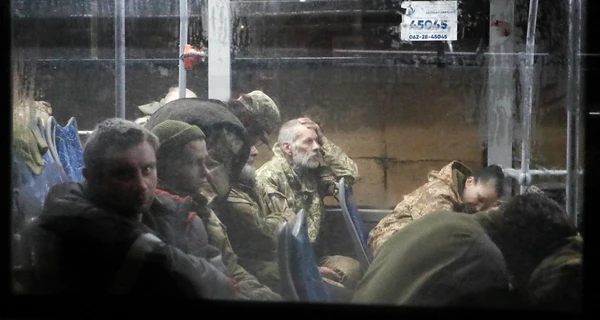 Британская разведка назвала вероятное число украинских военнослужащих, вышедших с “Азовстали”
