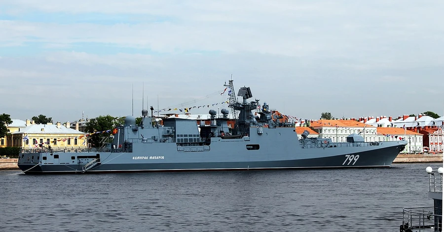 Российские оккупанты направили в Черное море «Адмирала Макарова». Угроза ракетных ударов усиливается