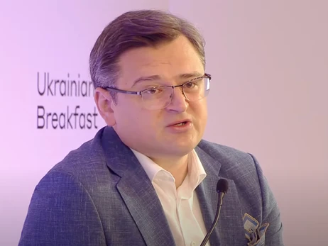 Кулеба у Давосі: Україна не сподівається на НАТО, вирішуючи проблему з експортом зерна