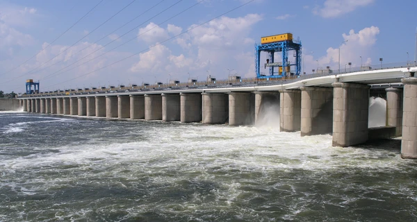 Через російських окупантів Херсон може піти під воду, а Нова Каховка вже частково затоплена