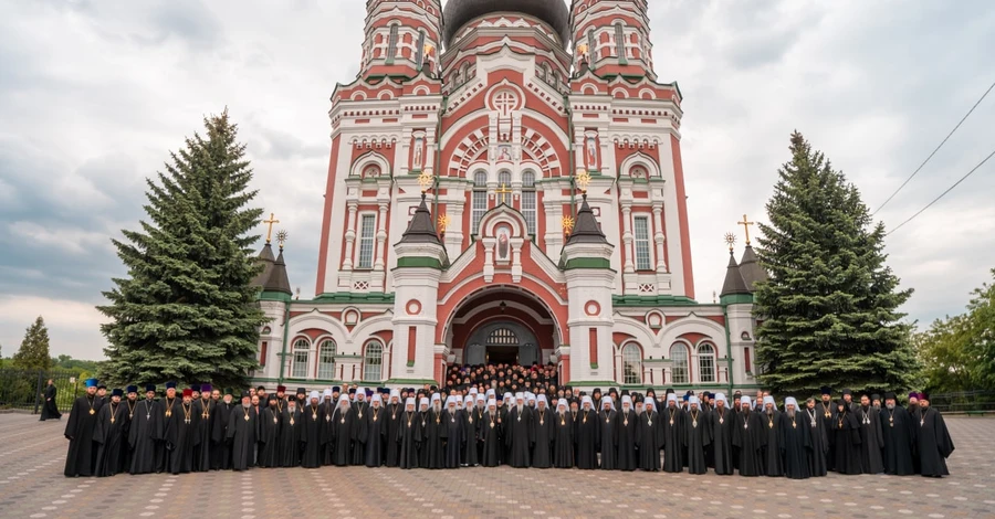 УПЦ объявила о полном отсоединении от московского патриархата