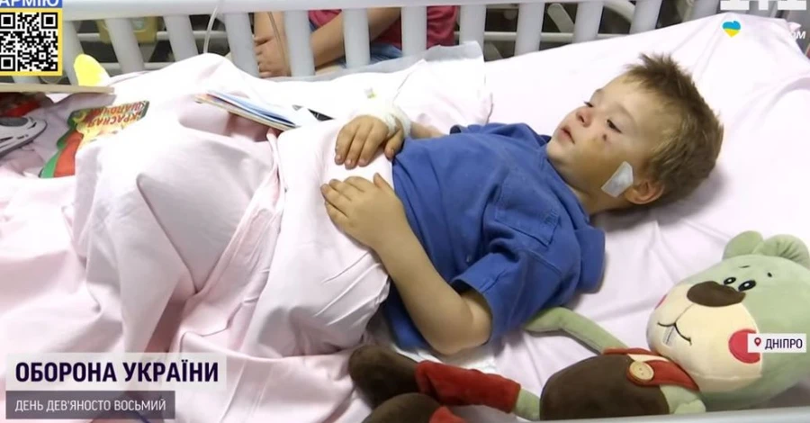 В Днепре спасли мальчика, который получил многочисленные ранения, когда бежал к укрытию