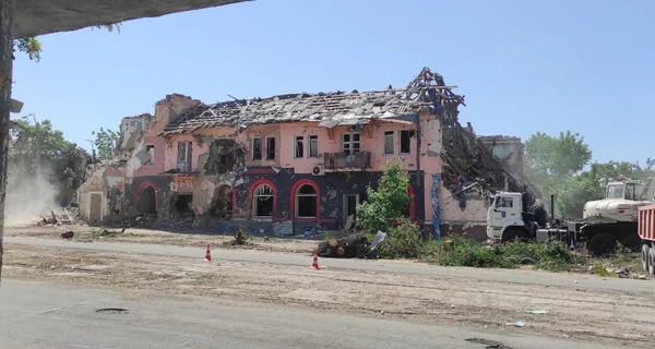 В Маріуполі у розстріляному заради ролика на росТВ будинку знайшли тіла шістьох загиблих