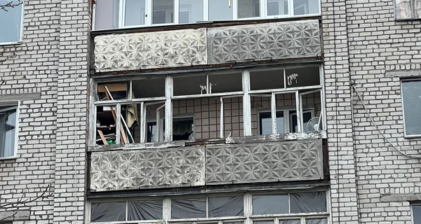 У Миколаєві військові РФ продовжують обстрілювати житлові будинки, є загиблі та поранені