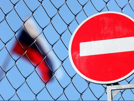 Євросоюз без попередження послабив шостий пакет санкцій проти РФ
