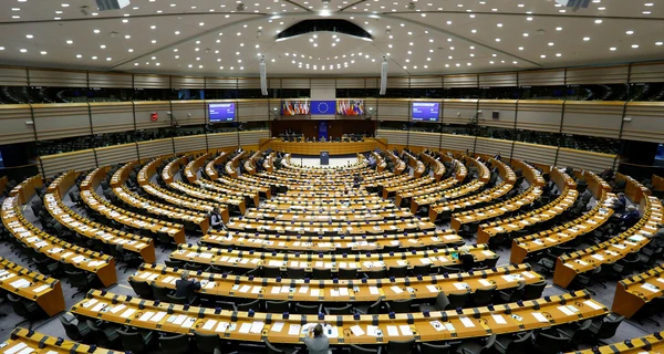 Європарламент рекомендуватиме лідерам ЄС надати Україні статус кандидата