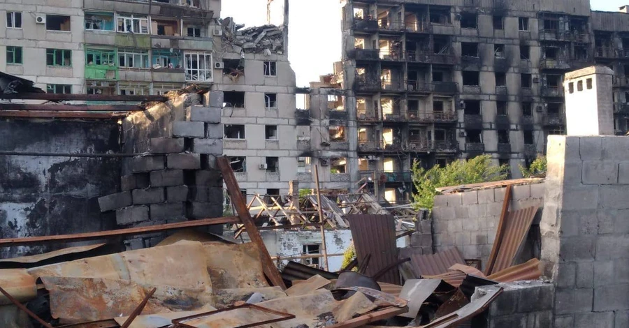 Бойченко: В Мариуполе россияне уже не достают тела погибших из-под завалов. Их вывозят с бетоном
