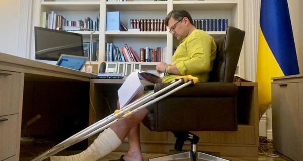 Дмитрий Кулеба повредил ногу, пытаясь возобновить занятия спортом