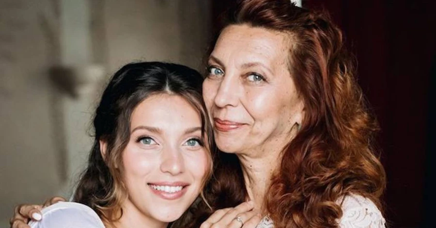 Мать Регины Тодоренко в день рождения телеведущей: Одесская семья ждет тебя