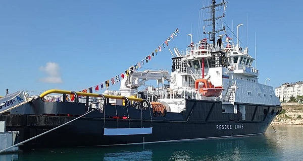 У Чорному морі затонув російський буксир 