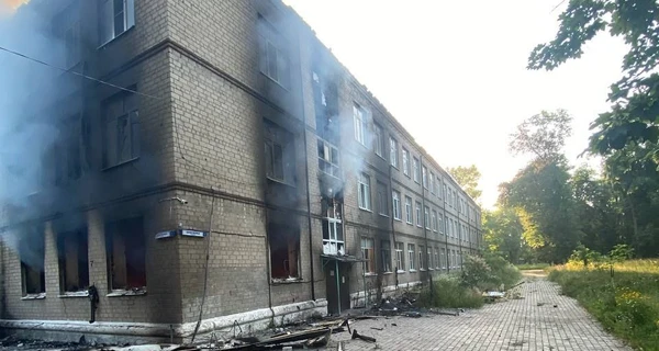 Власенко: Про відступ з Лисичанська не йдеться. Вихід з Сєвєродонецька  може зайняти час