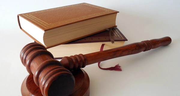 Полтавський суд засудив українку до 3 років умовно за продаж 