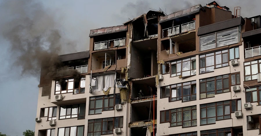 От взрывов в Киеве пострадали как минимум два человека