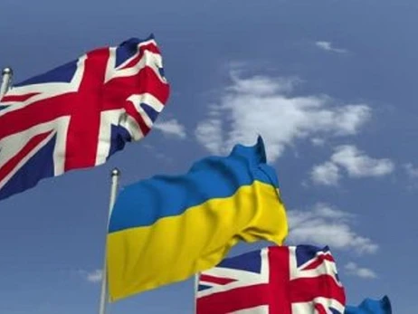 Британія готова стати гарантом кредиту Україні на 525 мільйонів доларів