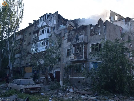 Ракетный удар по многоэтажке в Николаеве: известно уже о 4 погибших