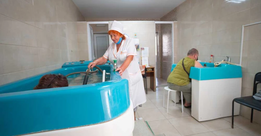 Санатории Украины возвращаются к работе: пока есть возможность, надо лечить