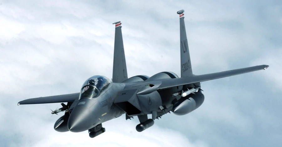 Центр оборонних реформ: Країни Заходу мають передати Україні F-15e та F-16 для перехоплення крилатих ракет РФ