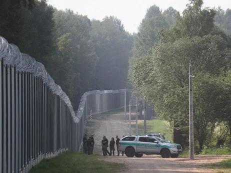 От военных действий не спасет: Зачем Польша отгородилась от Беларуси стеной