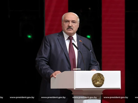 Лукашенко: Западные страны растят монстра в Украине