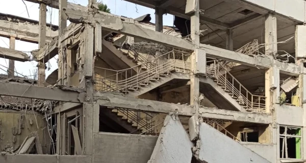 Росіяни завдали ракетних ударів по Харкову - потрапили до житлових будинків та навчального закладу