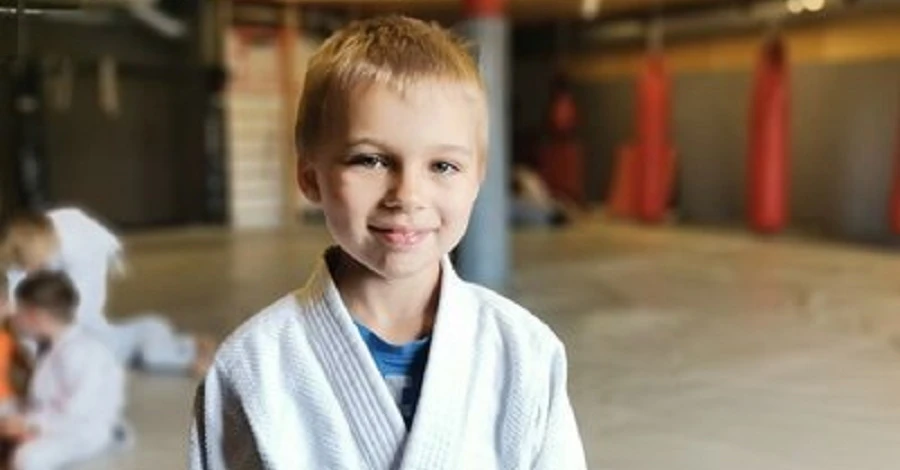 7-летний спортсмен из Луцка передал все свои сбережения на помощь ВСУ