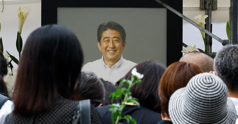 У Японії попрощалися з екс-прем'єром Сіндзо Абе, застреленим минулого тижня