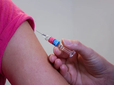 Календарь вакцинации детей в Польше отличается от украинского: какие прививки нужны