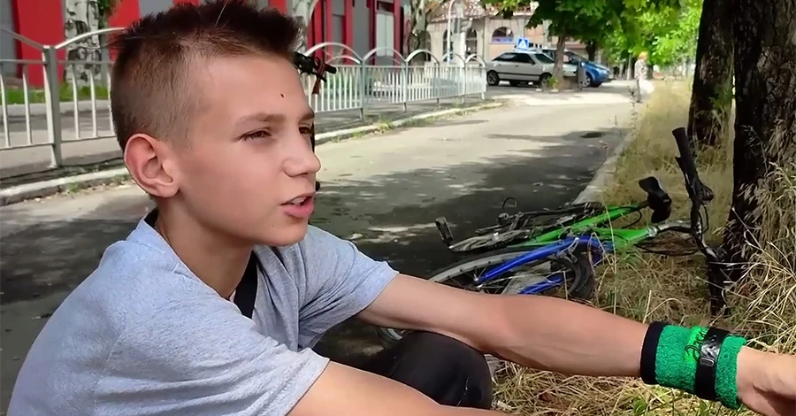 Подросток из Мариуполя рассказал о жизни в разбомбленном городе