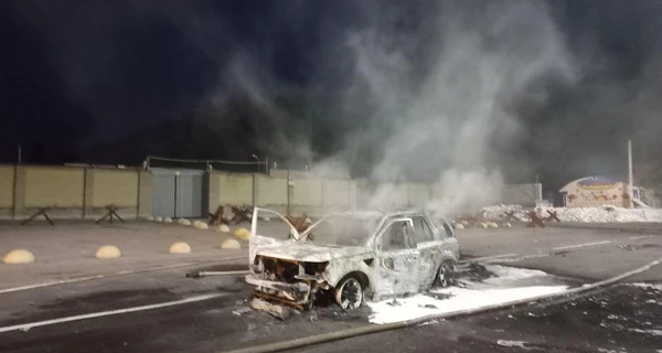 Ракетний удар по Дніпру: пожежу на 