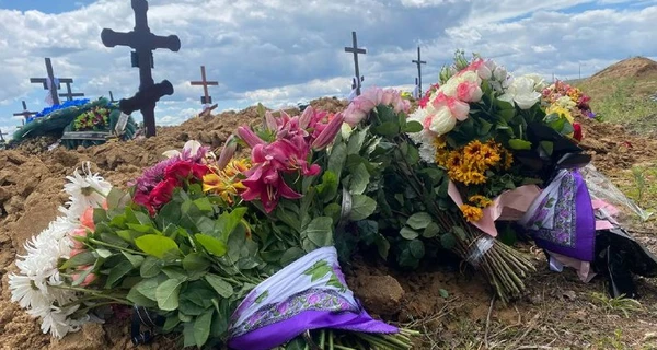 Українці попрощалися з 4-річною Лізою, яка стала жертвою російської атаки у Вінниці