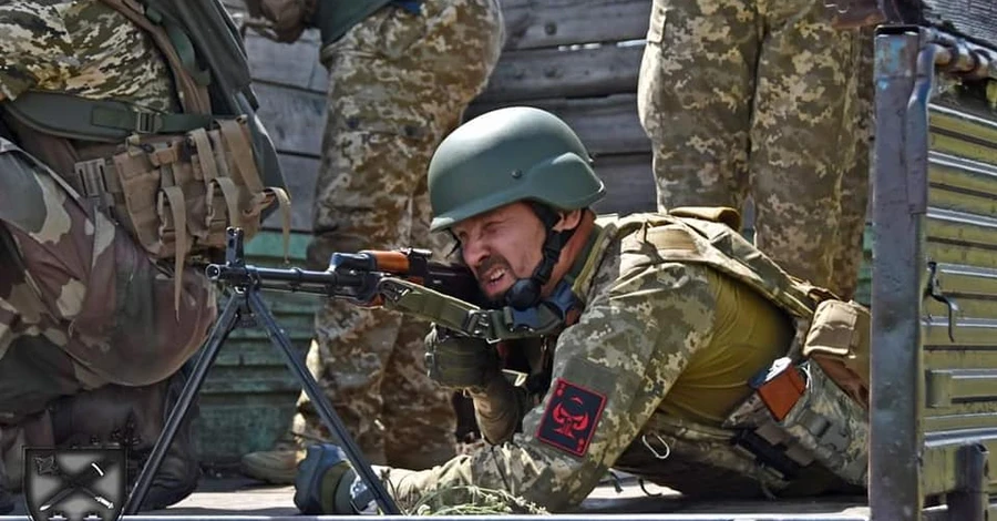 Генштаб: ВСУ отбили штурмы на Донетчине и возле Углегорской ТЭС