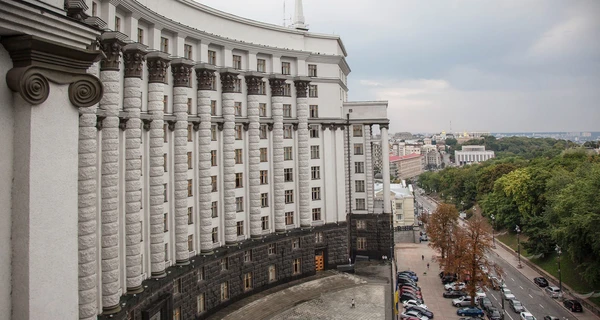  Украина просит двухлетнюю отсрочку на выплату внешних долгов