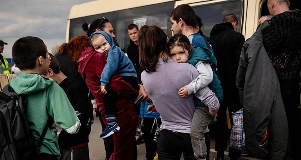 Влада Польщі викрила британських педофілів, які приїхали у пошуках українських біженців