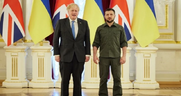 Зеленский договорился с Джонсоном о новом пакете военной помощи для Украины