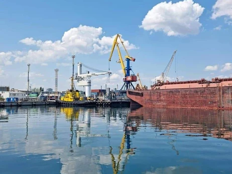 Україна продовжує готуватися до запуску експорту, незважаючи на удари РФ по одеському порту