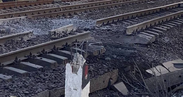 ЗСУ продовжують знищувати мости та залізниці у Запорізькій та Херсонській областях