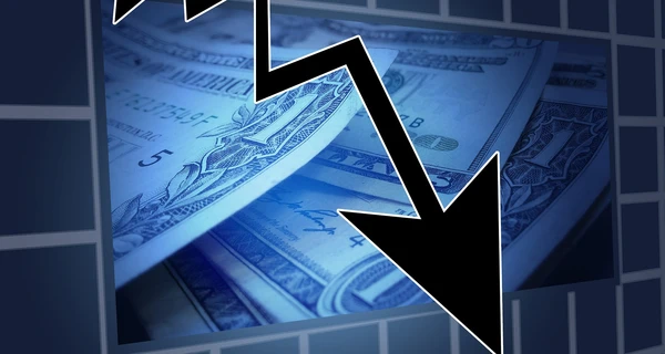 Fitch понизило рейтинг Украины до преддефолтного