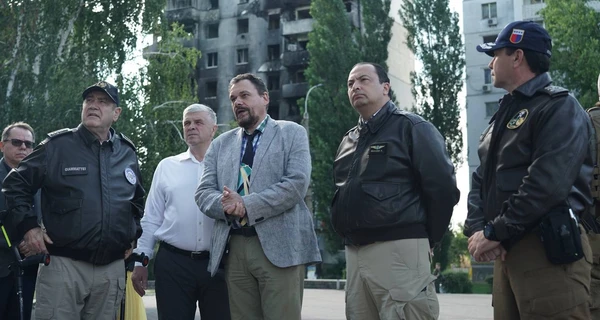В Украину приехал президент Гватемалы и посетил пострадавшие от россиян города   