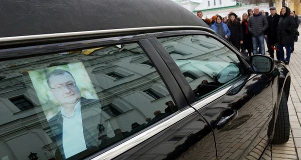 Суд виніс вирок убивцям адвоката Грабовського - 15 років в'язниці та довічне ув'язнення