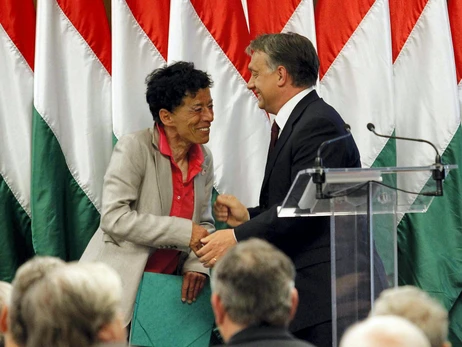 Радниця Орбана пішла у відставку через його «нацистську промову» про змішування рас