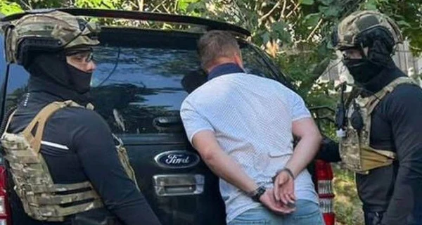 Заступник директора департаменту КМДА вимагав хабарі у автоперевізників