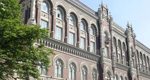 Прогноз НБУ: Реальные зарплаты украинцев упадут более чем на 25%