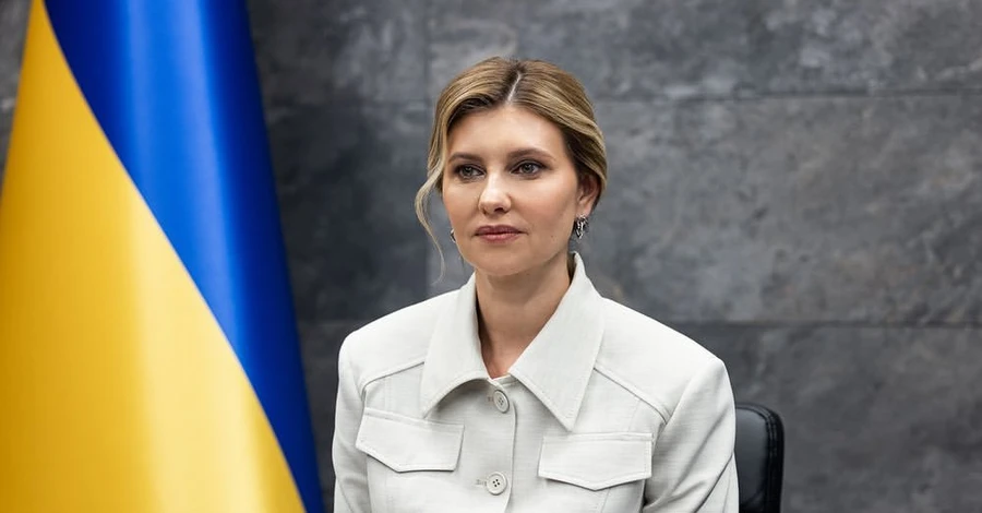 Зеленська відповіла на критику за зйомку для VOGUE: Використовую будь-яку можливість говорити про Україну