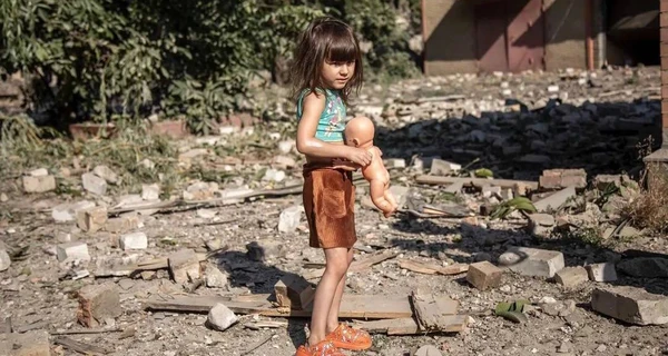 У Луганській області загарбники організовують депортацію дітей до Росії