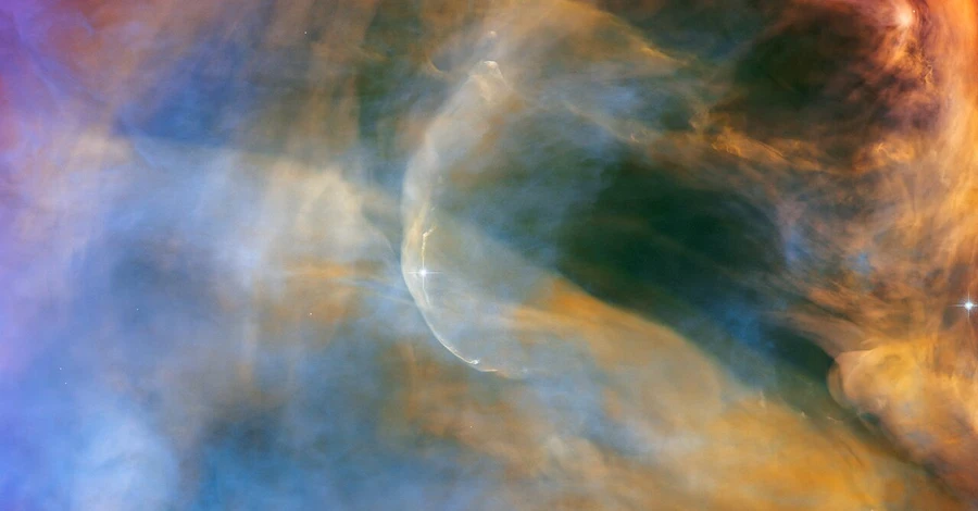 Телескоп Hubble сфотографировал загадочные космические облака в Туманности Ориона
