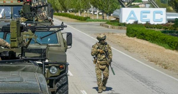 Розвідка: Росіяни замінували ЗАЕС та важливі комунікації Херсону