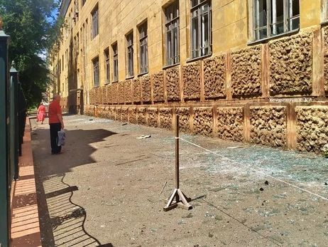 Август в Донецке: «лепестковая паника», всеобщая жажда и постоянные взрывы