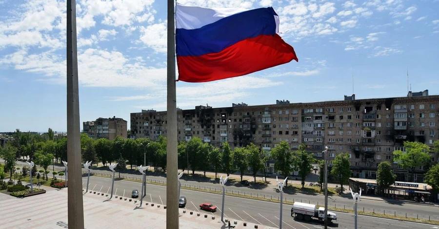Жителі Маріуполя отримують СМС-повідомлення про мобілізацію до російської армії