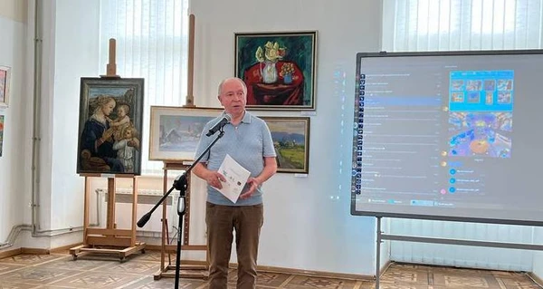 Президент МАН выставил на продажу коллекцию картин для создания Музея науки в Ужгороде